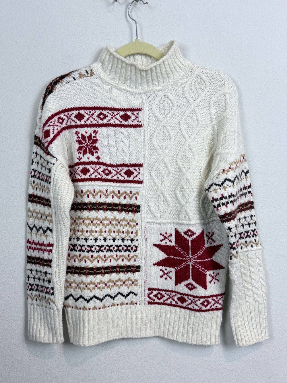 American Eagle Ivory & Red Nordic Fair Isle Cable Knit Roll Neck Sweater XS
